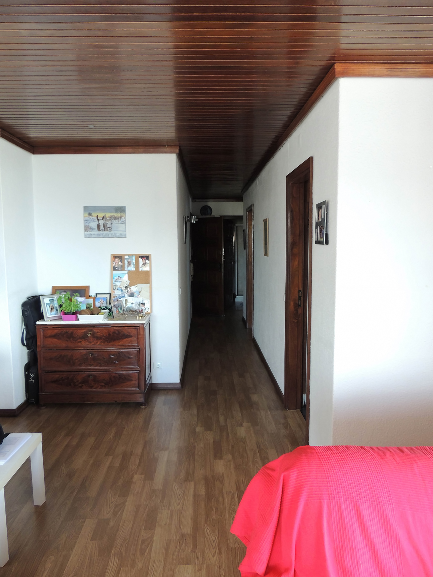 Mt Estoril #2 Before Living room