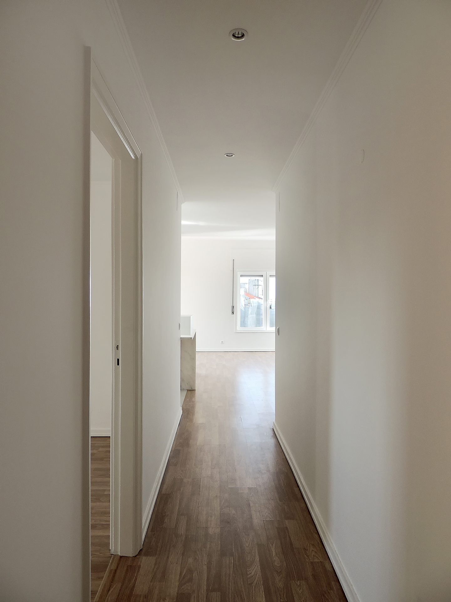 Mt Estoril #2 Corridor